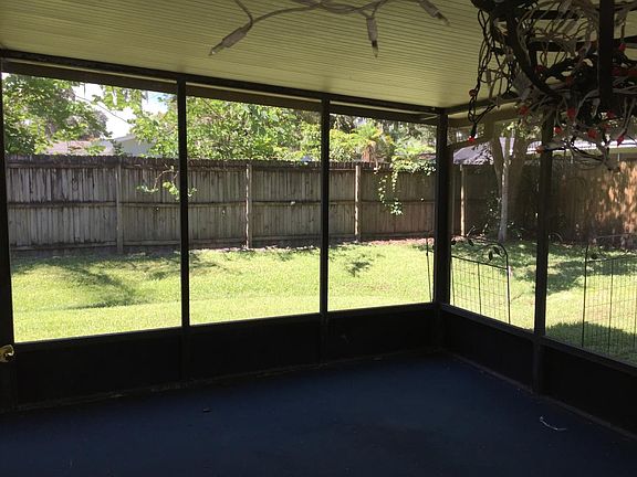 5th image of 3033 Abbey Ct