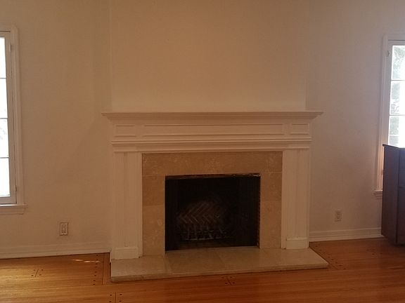 5th image of 202 S Arnaz Dr