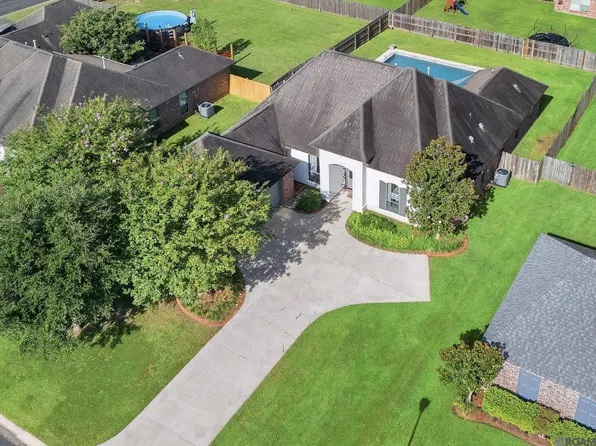 14020 W Creek Dr, Gonzales, LA 70737