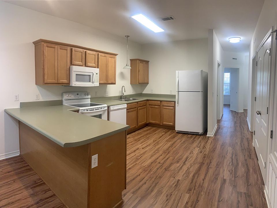 Large Open Kitchen with lots of cabinets