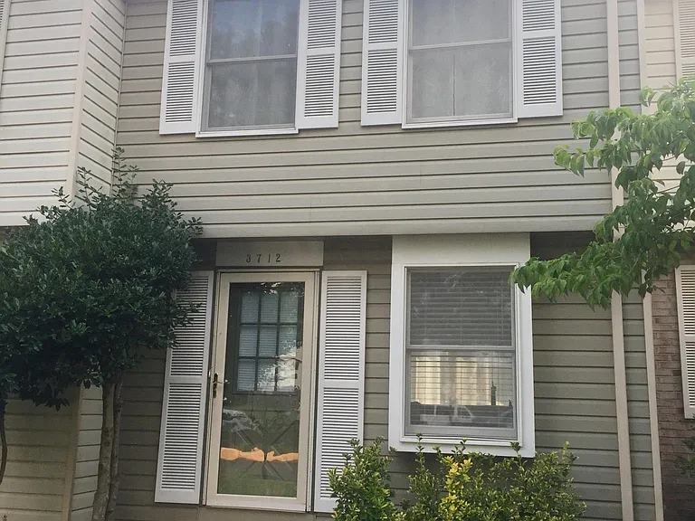 3712 Sudley Ford Ct — Photo 1