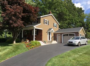 2288 Mulberry Ln, Lafayette Hill, PA 19444