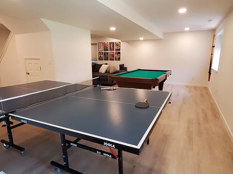 2445 Clayton Cir — Photo 6