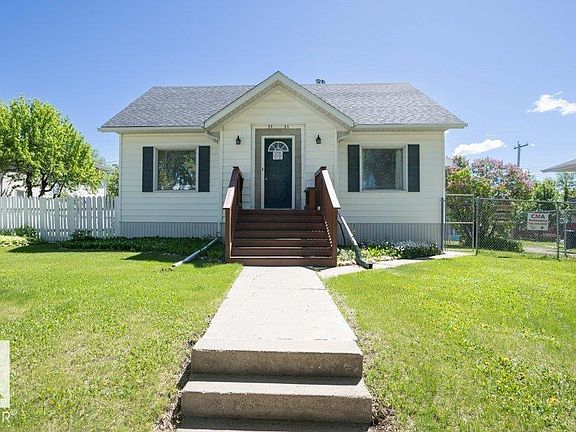 2nd image of 5131 52nd St