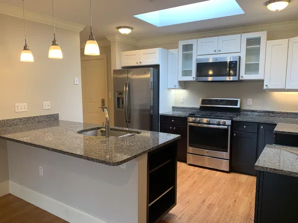 286 Main St, Woburn, MA