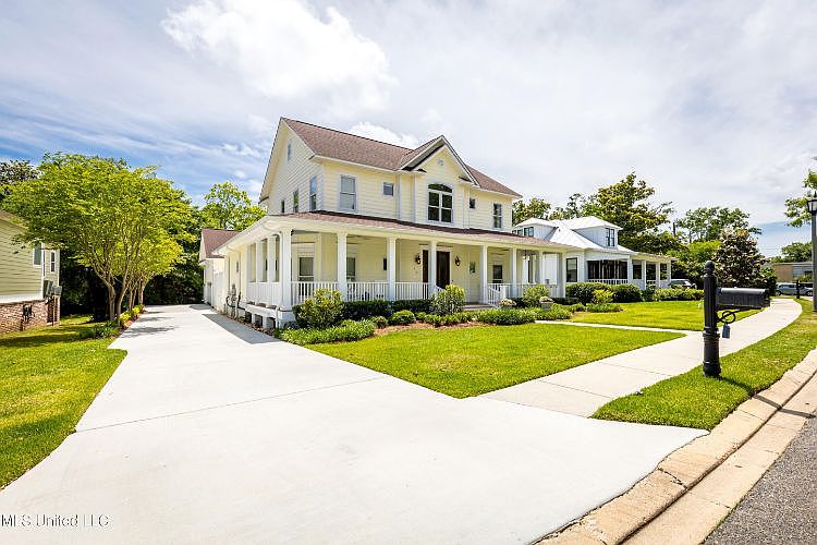 10 Mulberry Pl, Ocean Springs, MS 39564 Zillow