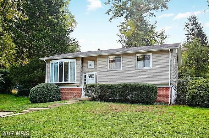 1st image of 7565 Weyburn Ct