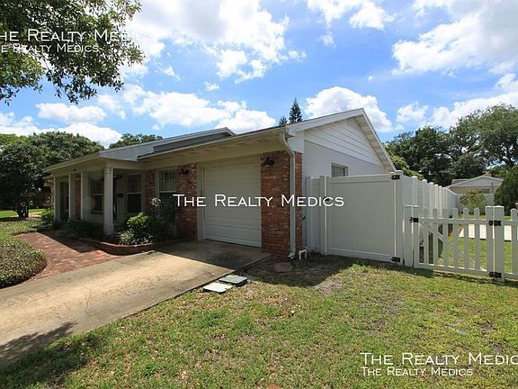 2nd image of 2466 Whitehall Cir