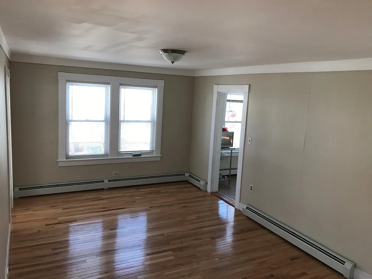 1 bed, 900 sqft, $1,575 — Photo 2