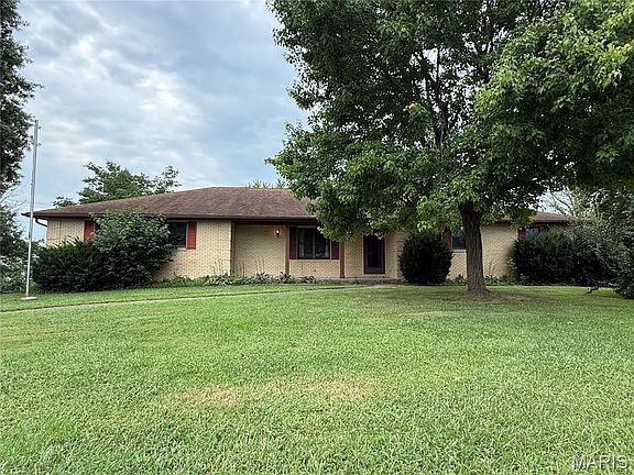 5th image of 107 Sharon Dr