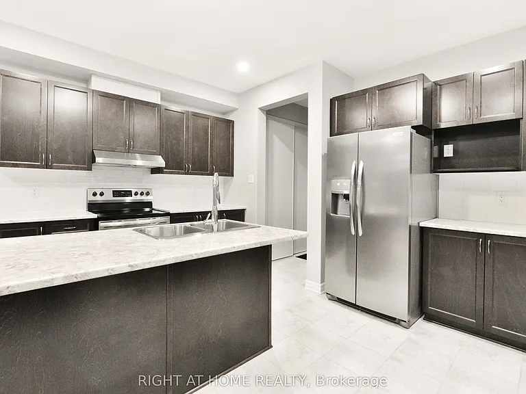 630 Eagle Crest Hts — Photo 8