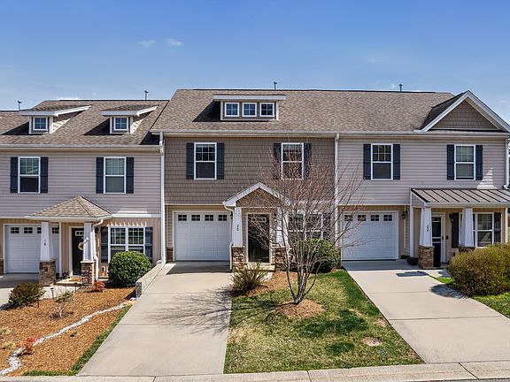 2nd image of 20 Barnett Shoals Dr