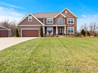 41330 Mills Cir, Lagrange, OH 44050