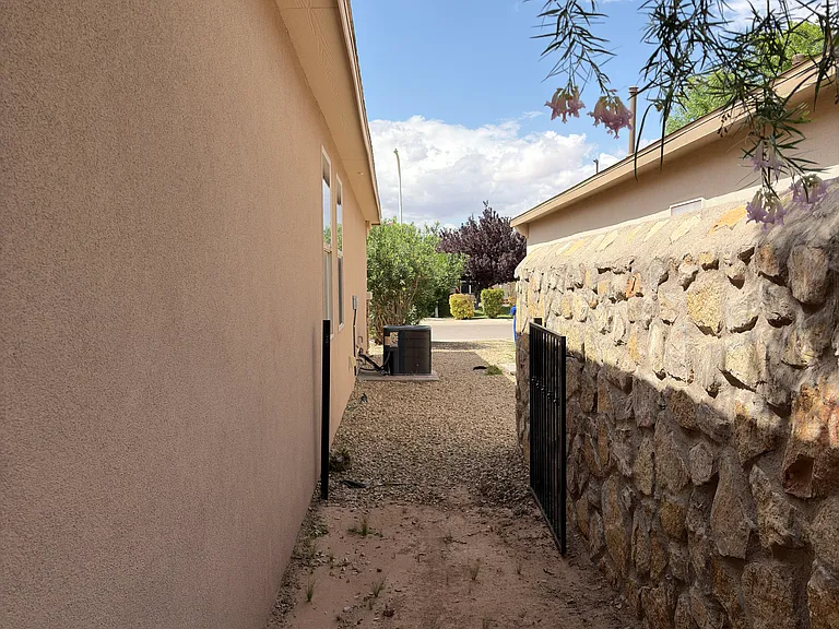 3956 Monte Lindo Ct — Photo 18