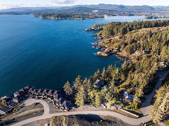 4th image of 1010 Roxview Ct