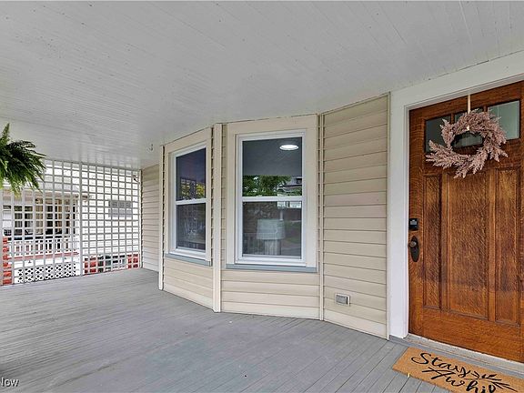 2nd image of 1541 Cordova Ave
