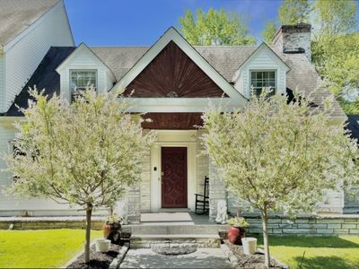 1056 Racebrook Road, Woodbridge, CT, 06525