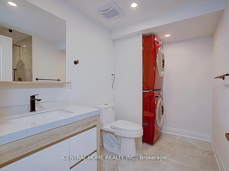 50 Sherwood Forest Dr #LOWER — Photo 19