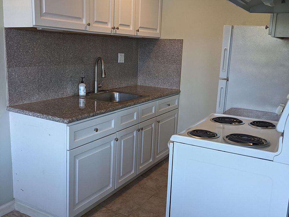 1st image of 774 Carmel Ave #6