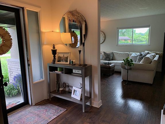 2nd image of 124 Pine Village Dr