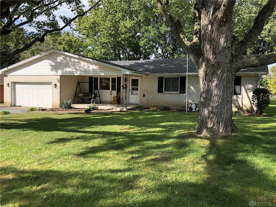 1st image of 1202 Parkway Dr