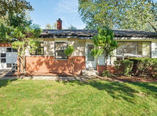 5933 Longview Dr, Countryside, IL 60525