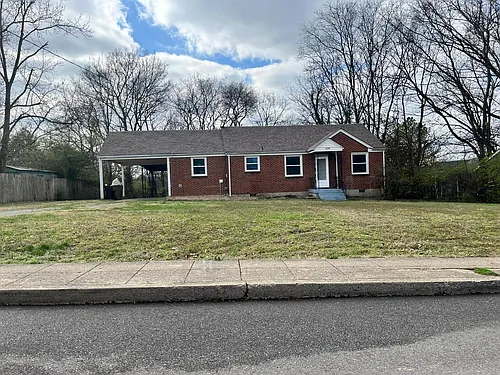 2234 Stratford Ave Photo 1