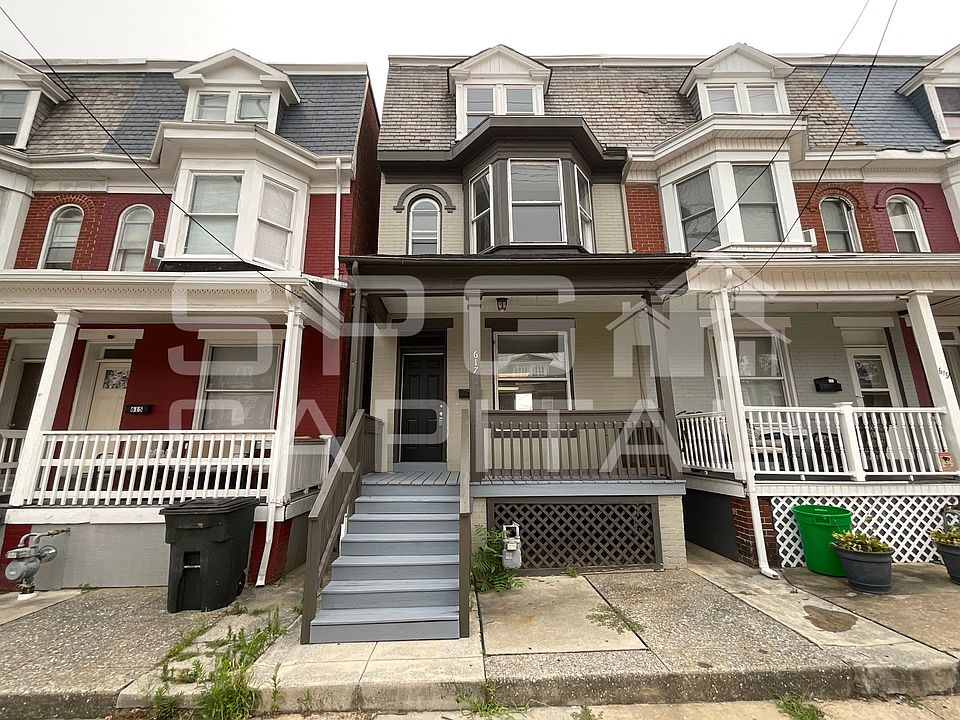 1st image of 617 S Pershing Ave