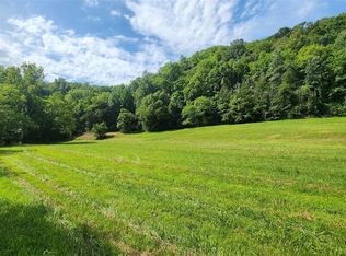 116 Lloyd Cemetery Rd, Burkesville, KY 42717