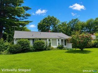 38 Ledyard Ave, Bloomfield, CT 06002