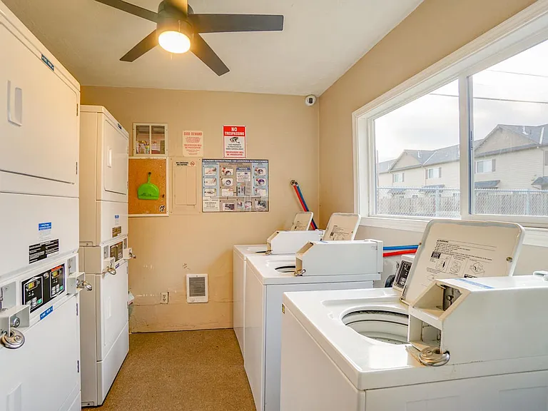 Westwood Apartments ** On-site Laundry Facilities, Off-Street Parking & Private Patio or Balcony — Photo 49