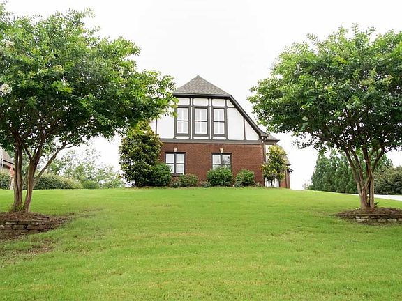 4th image of 8444 Ledge Cir