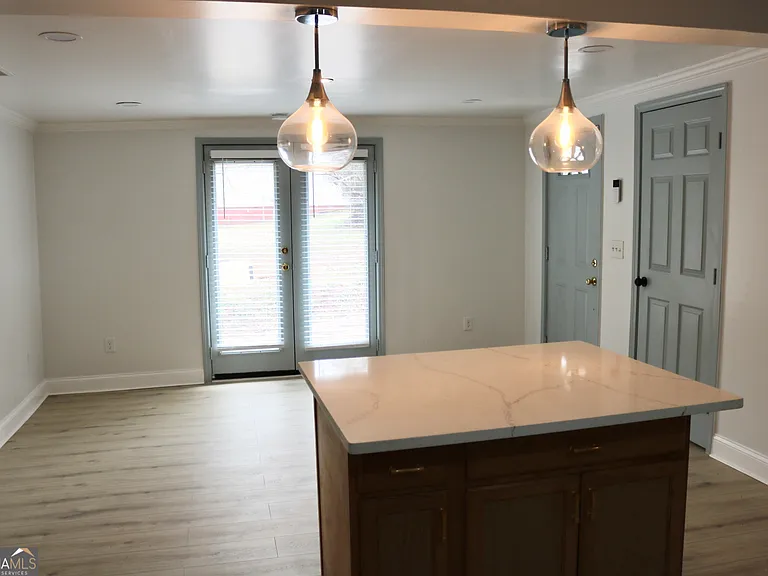 73 Lower Big Springs Rd — Photo 6