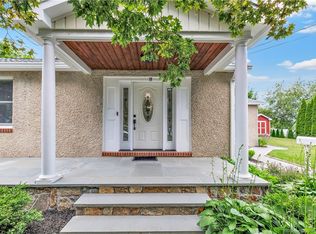 19 Lindberg St, Bethel, CT 06801