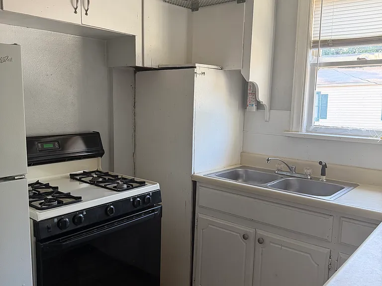 1117 NW 38th St #1119-A — Photo 2
