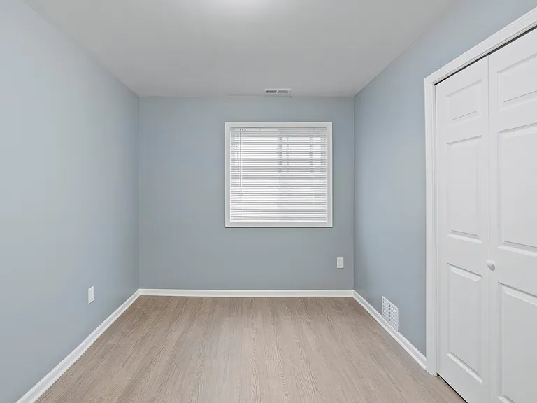 816 Asylum St #2 — Photo 9