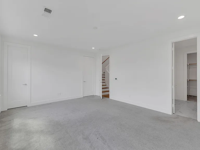 4912 Lexington Ct — Photo 13