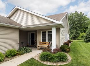 17507 Deerfield Dr SE, Prior Lake, MN 55372