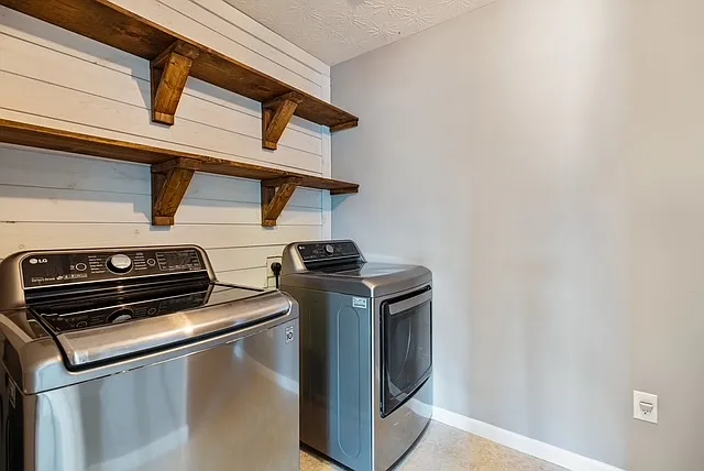 2843 Ridge View Ct — Photo 19