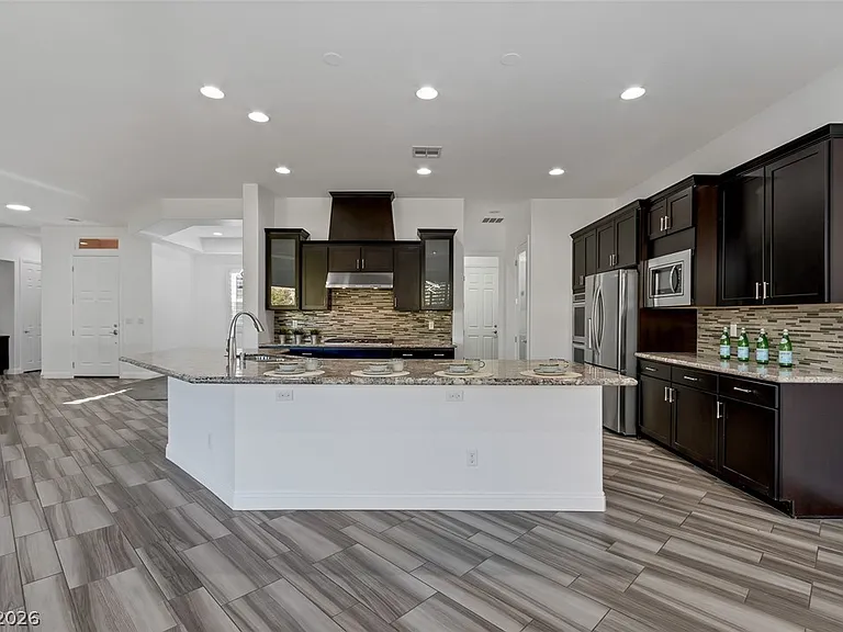 775 Porto Mio Way — Photo 8