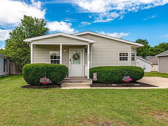 2nd image of 2629 Ruby Ln