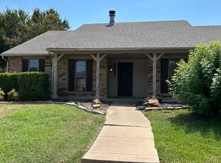 2801 Edinburg Ln, Flower Mound, TX 75028