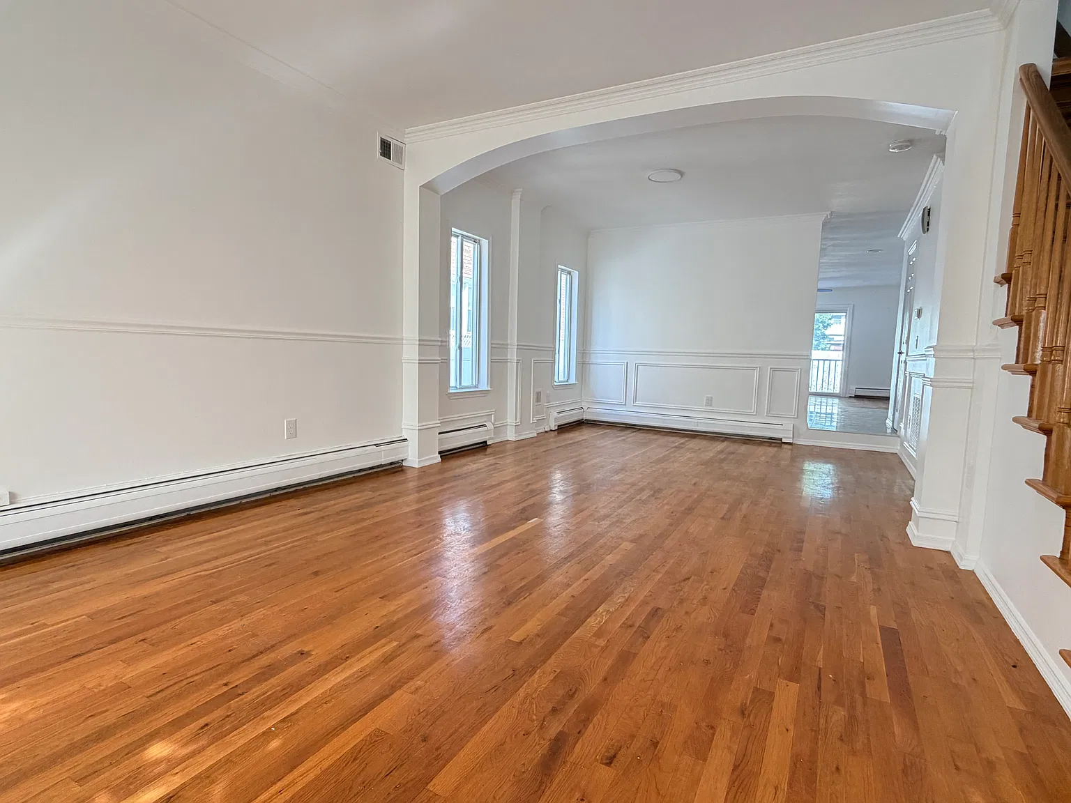 3 bed, 1584 sqft, $3,700 — Photo 3
