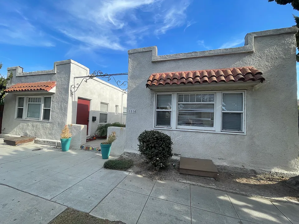 1114 Junipero Ave #12
