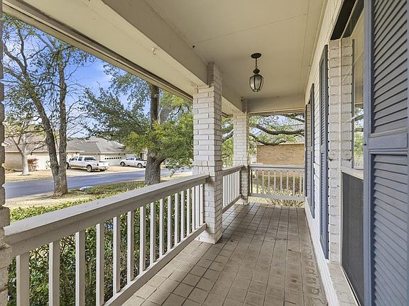 4th image of 309 Heritage Hills Dr
