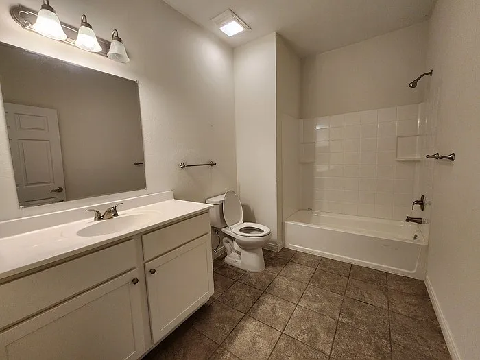 6218 Red Oak Dr — Photo 10