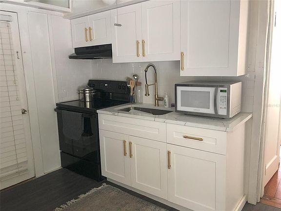 3rd image of 5231 Calle De Costa Rica Unit B