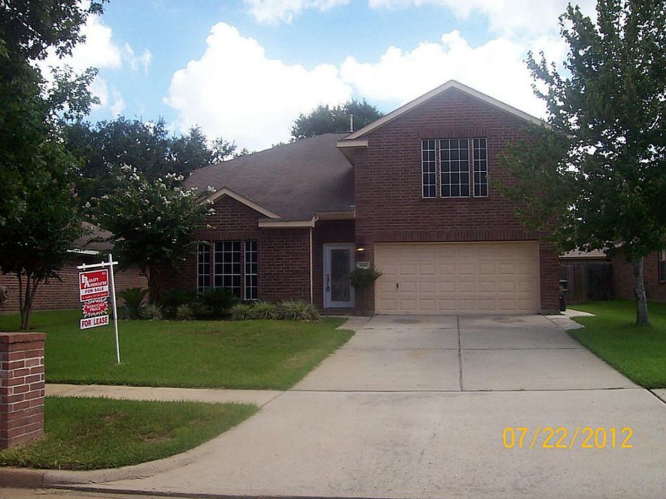 1st image of 19414 Stamford Dr