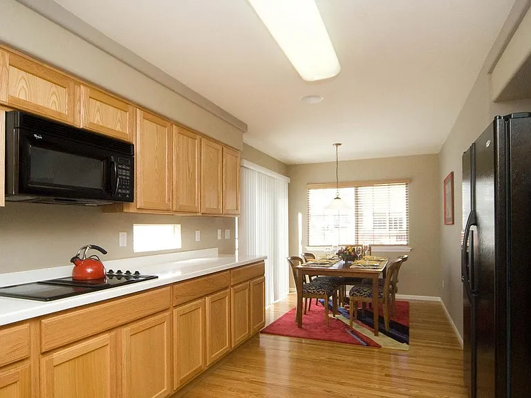 4913 Spyglass Dr — Photo 3