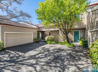 4704 Shade Tree Ln, Santa Rosa, CA 95405